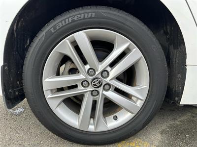 2018 Toyota Corolla - Thumbnail