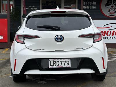 2018 Toyota Corolla - Thumbnail