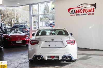 2013 Toyota 86 - Thumbnail