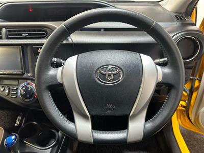 2014 Toyota Aqua - Thumbnail