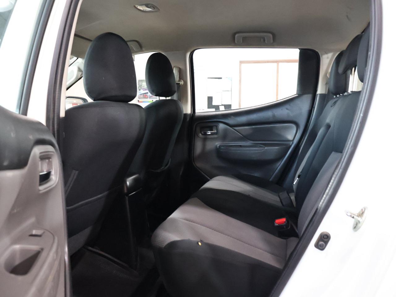 2017 Mitsubishi Triton