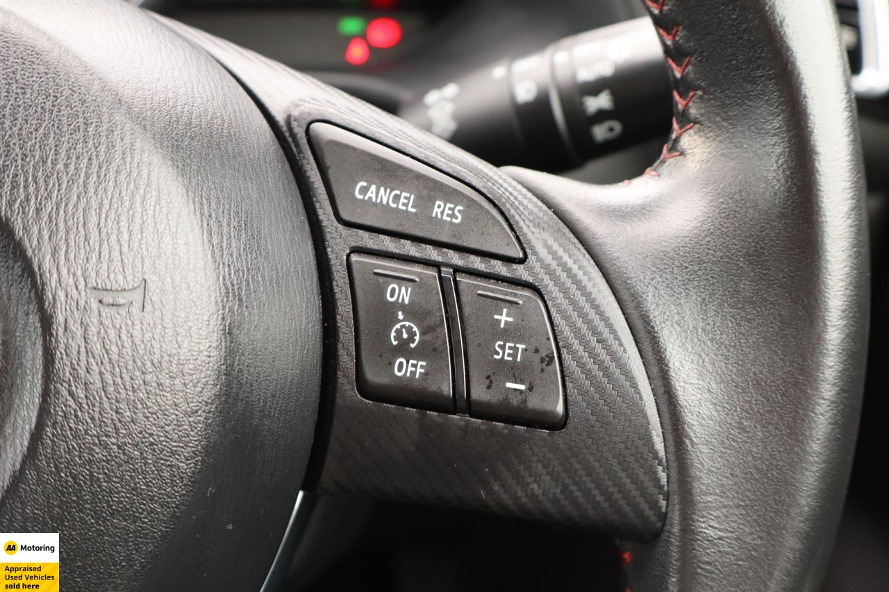 2015 Mazda Axela