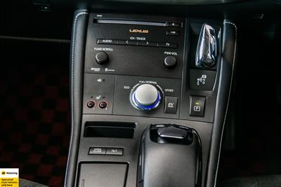 2012 Lexus CT 200h - Thumbnail