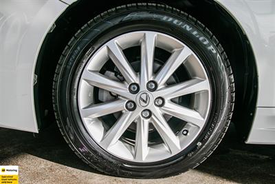 2012 Lexus CT 200h - Thumbnail