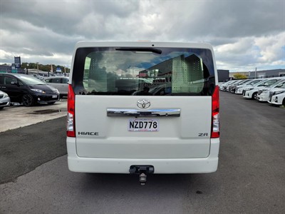 2021 Toyota Hiace - Thumbnail