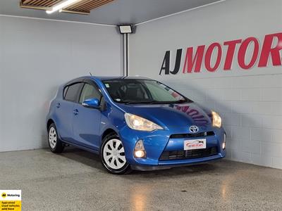 2012 Toyota Aqua - Thumbnail