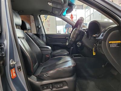 2009 Hyundai Santa Fe - Thumbnail