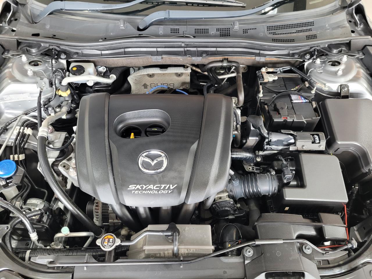 2013 Mazda Axela
