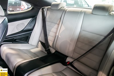 2016 Lexus RC300h - Thumbnail