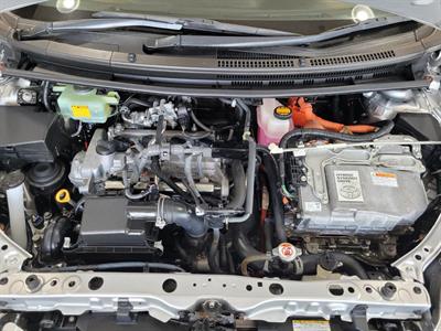 2017 Toyota Aqua - Thumbnail