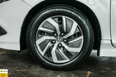 2016 Honda Jade - Thumbnail