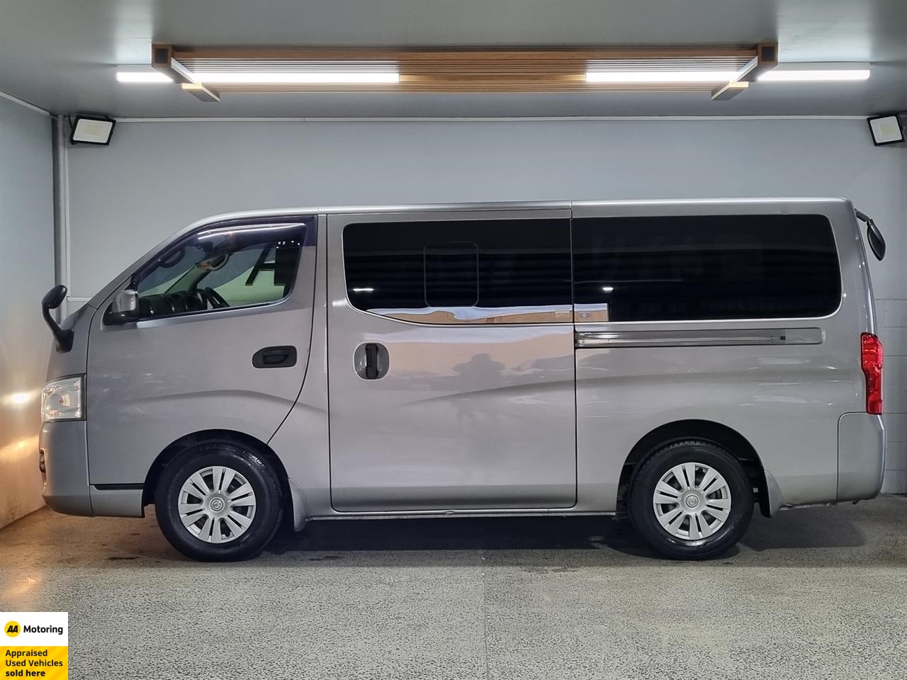2017 Nissan NV350