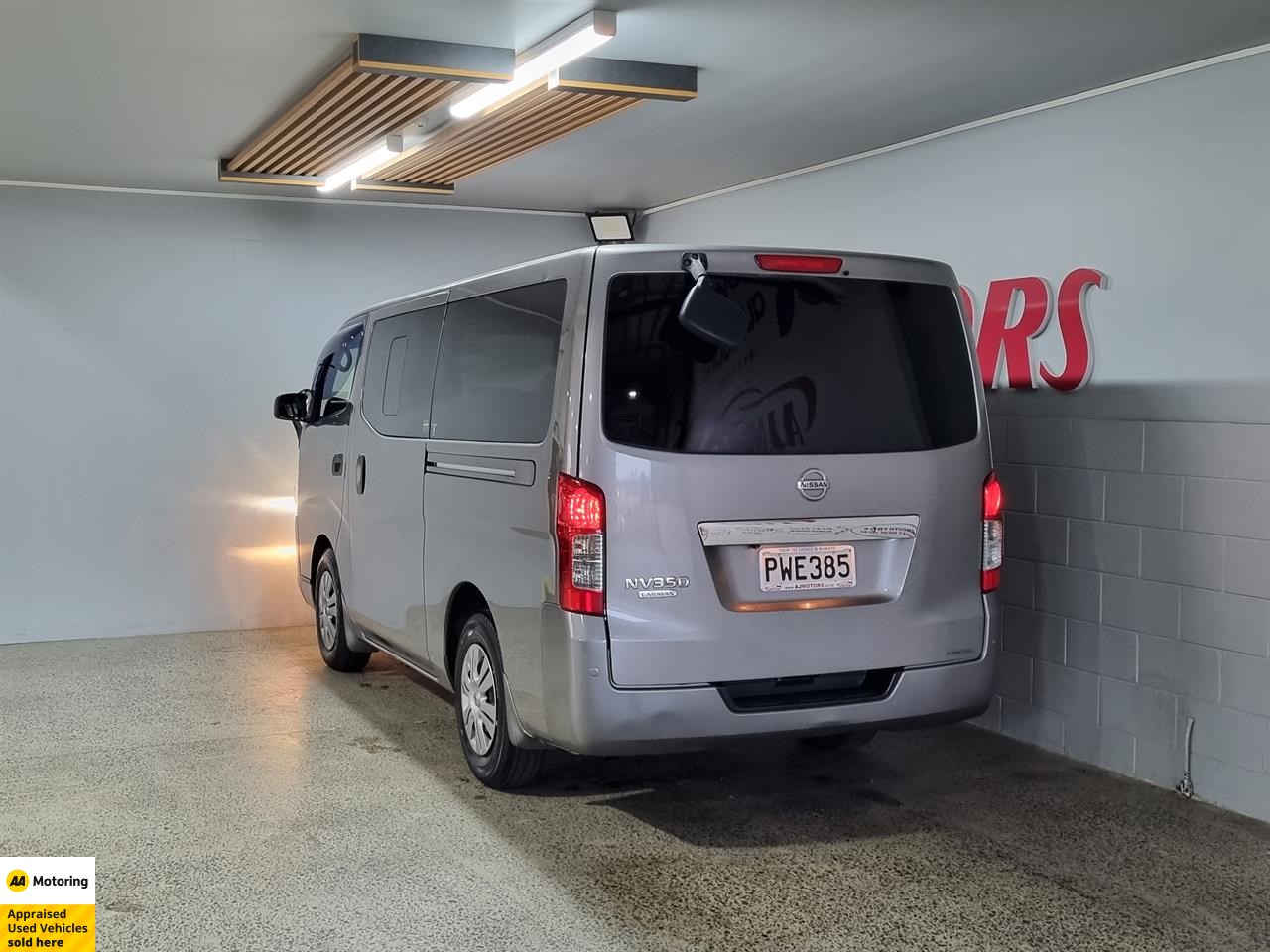 2017 Nissan NV350