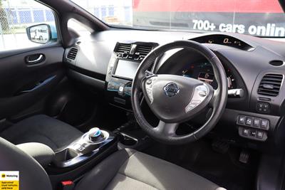 2016 Nissan Leaf - Thumbnail