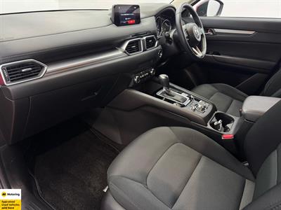 2017 Mazda CX-5 - Thumbnail