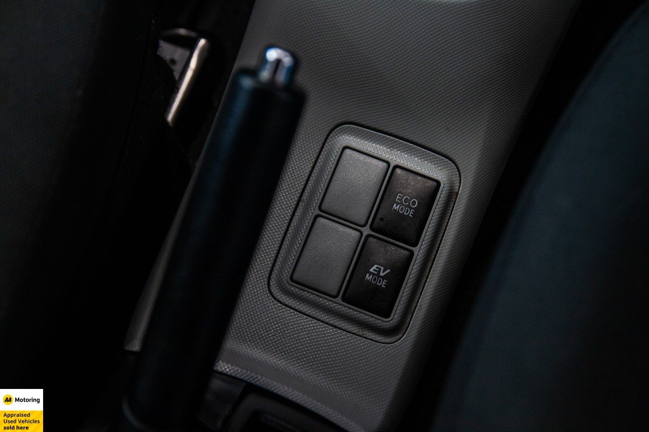2012 Toyota Aqua