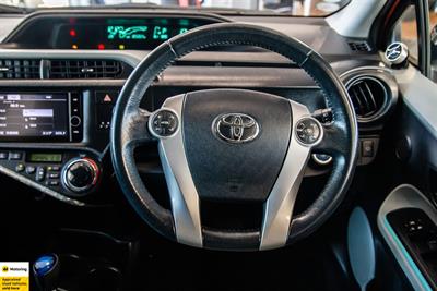 2012 Toyota Aqua - Thumbnail