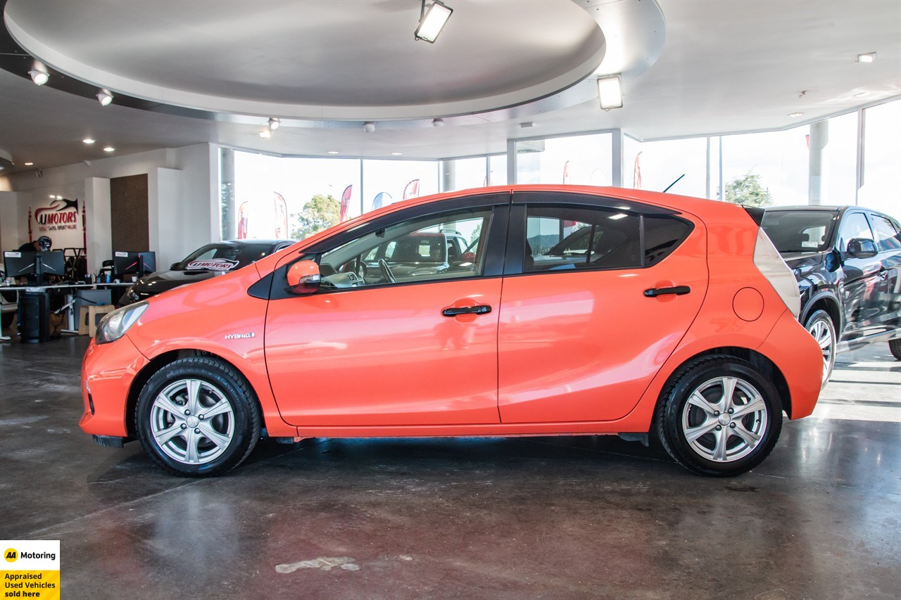 2012 Toyota Aqua