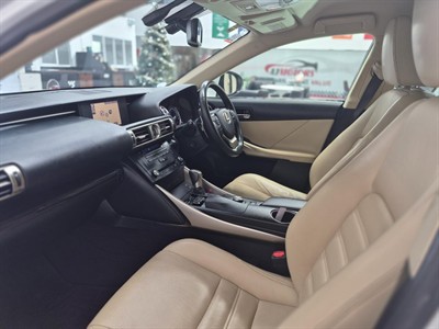 2014 Lexus IS - Thumbnail