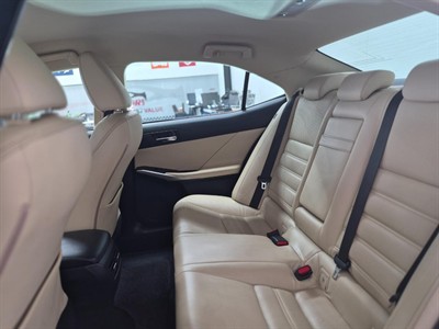2014 Lexus IS - Thumbnail