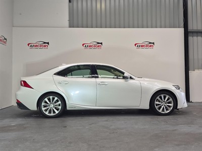 2014 Lexus IS - Thumbnail