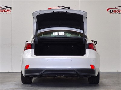 2014 Lexus IS - Thumbnail