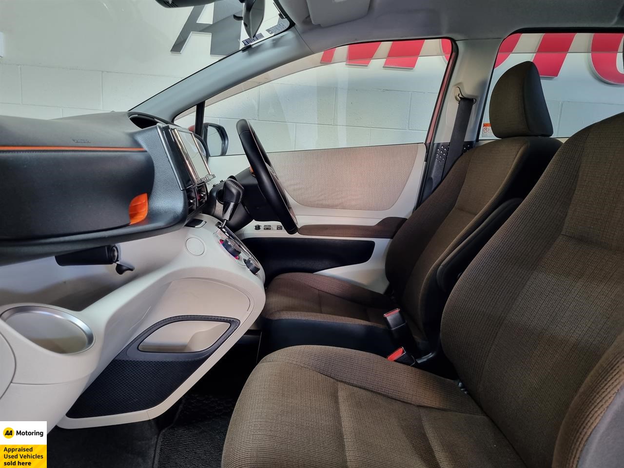 2016 Toyota Sienta