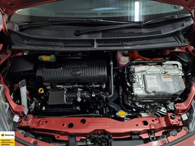2016 Toyota Sienta - Thumbnail