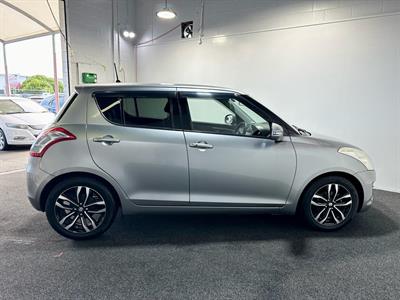 2014 Suzuki Swift - Thumbnail
