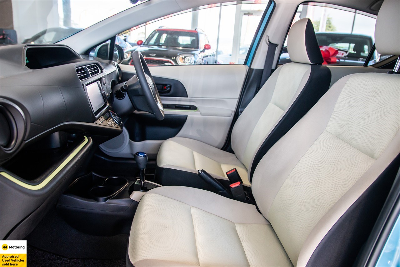 2013 Toyota Aqua