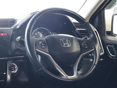 2015 Honda Grace - Thumbnail