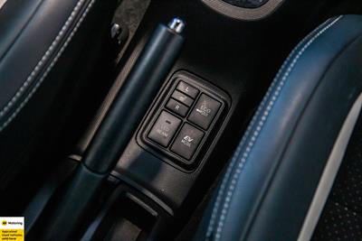2014 Toyota Aqua - Thumbnail