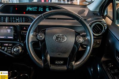 2014 Toyota Aqua - Thumbnail