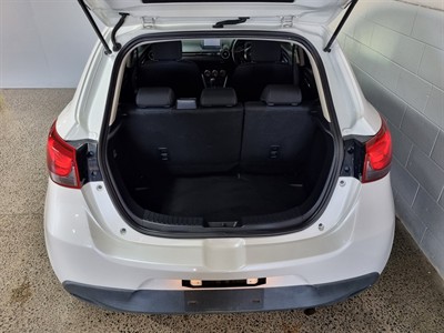 2015 Mazda Demio - Thumbnail