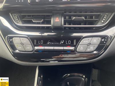 2019 Toyota C-HR - Thumbnail