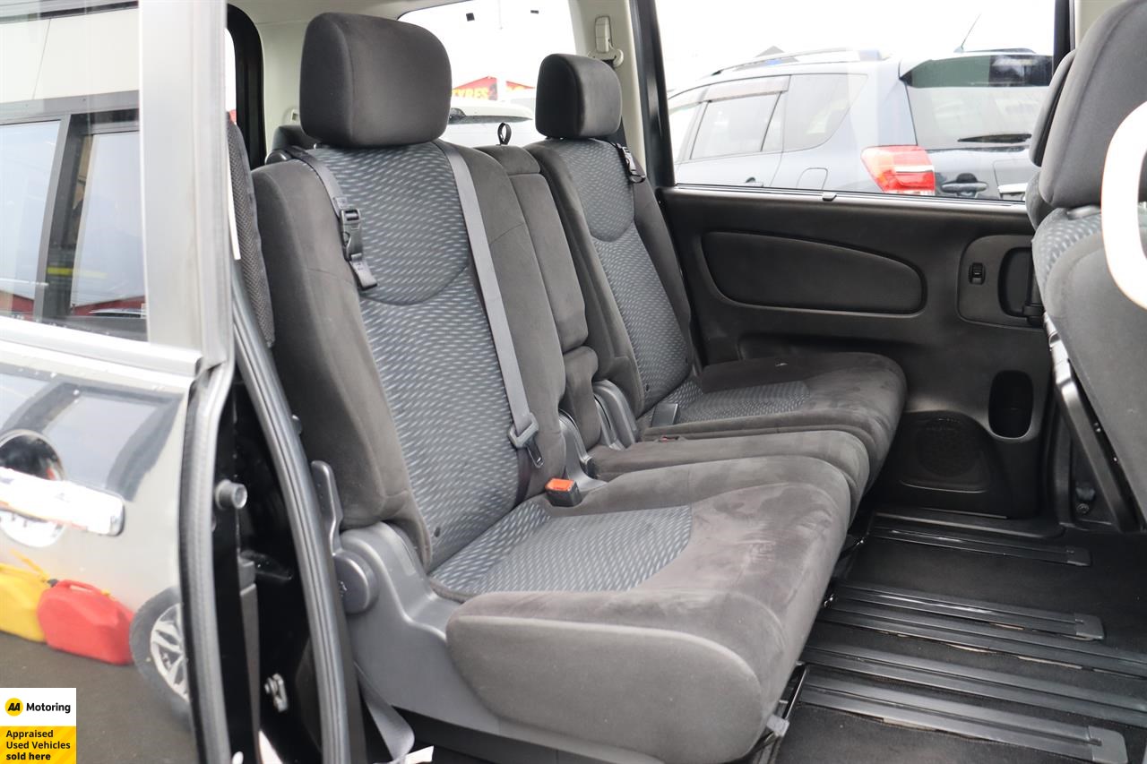 2016 Nissan Serena
