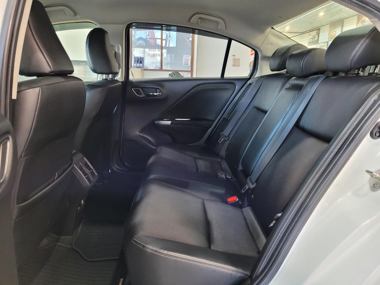 2015 Honda GRACE