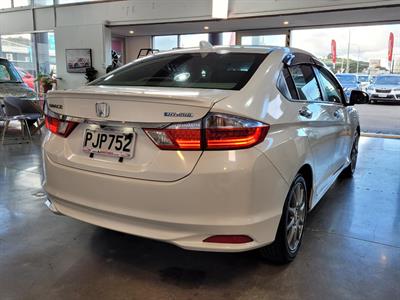 2015 Honda GRACE - Thumbnail