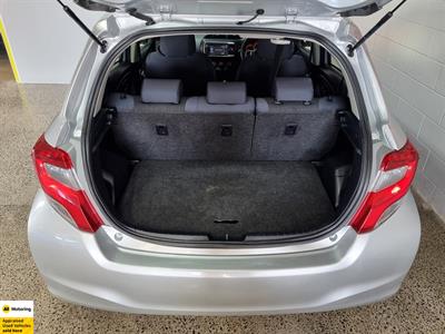 2015 Toyota Yaris - Thumbnail