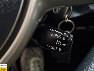 2015 Toyota Yaris - Thumbnail