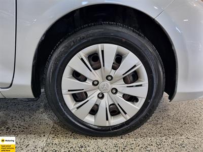 2015 Toyota Yaris - Thumbnail