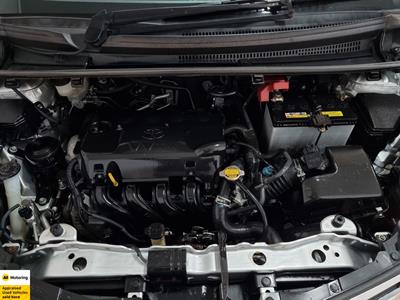 2015 Toyota Yaris - Thumbnail