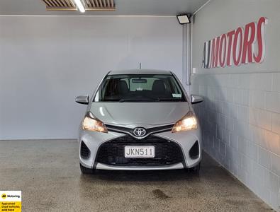 2015 Toyota Yaris - Thumbnail