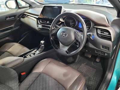 2018 Toyota C-HR - Thumbnail
