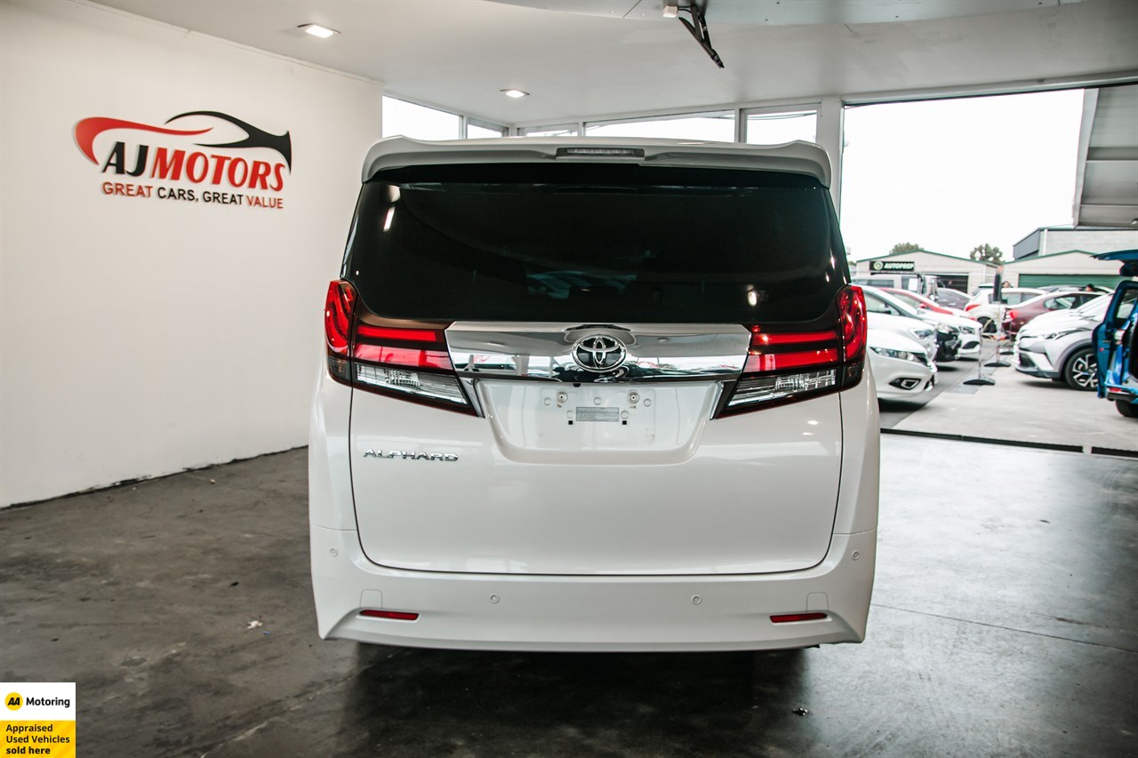 2016 Toyota Alphard