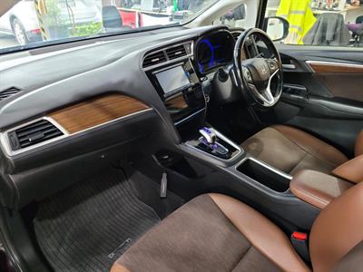 2016 Honda Shuttle - Thumbnail