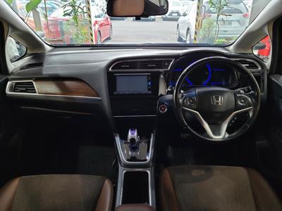 2016 Honda Shuttle - Thumbnail