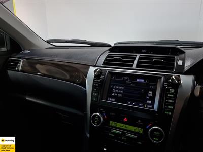 2013 Toyota Camry - Thumbnail