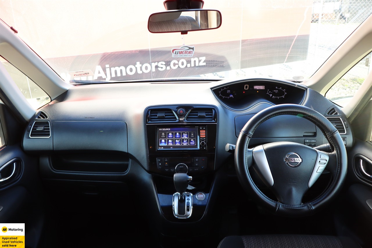 2015 Nissan serena