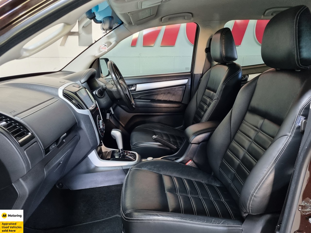 2017 Isuzu MU-X